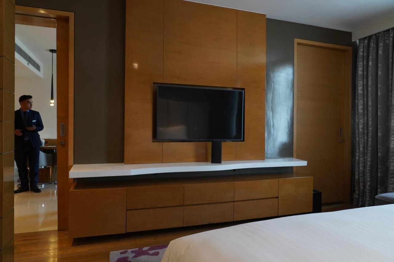 แมริออท เอ็กเซกคิวทีฟ อพาร์ตเมนต์ ไฮเดอราบัด Hotel ภายนอก รูปภาพ